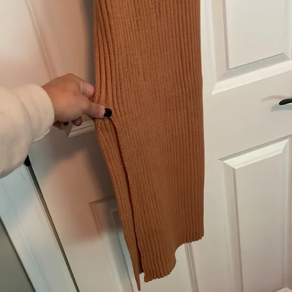 Vici Small Ribbed Knit Sweater Dress - Picture 4 of 9